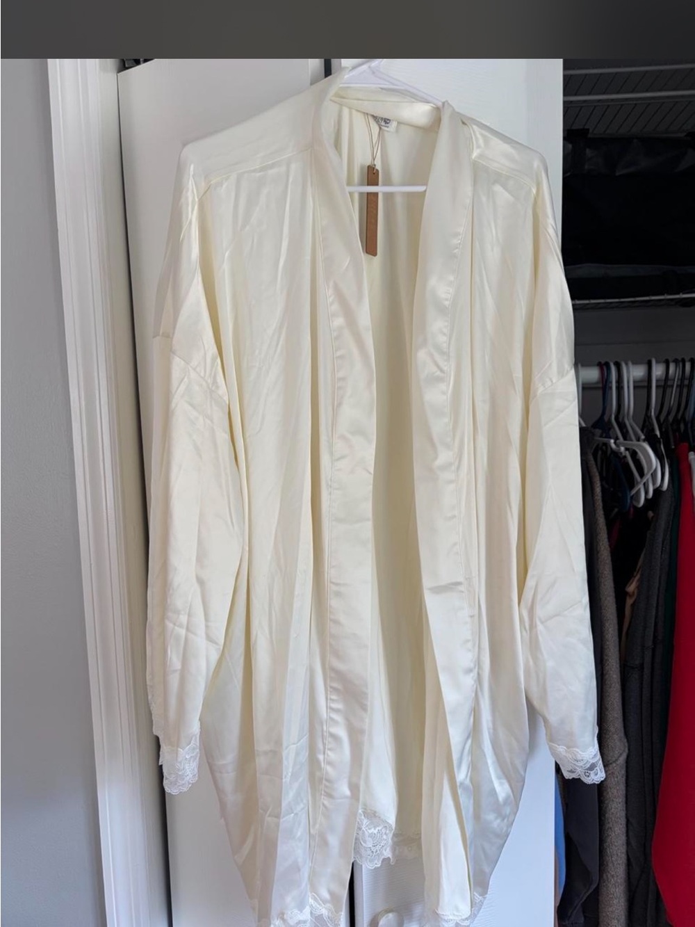 NWT skims woven shine lace robe ivory, xl can fit smaller